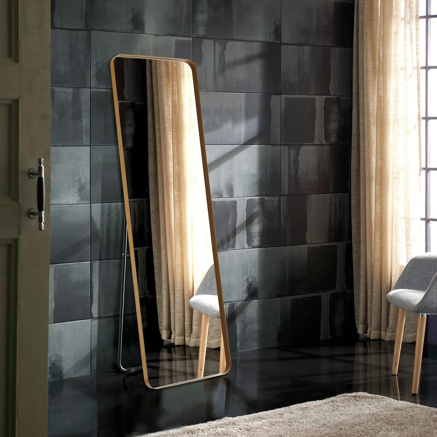 Simple full - length dressing mirrors with round corners for clothing stores and household use, floor - standing mirrors.